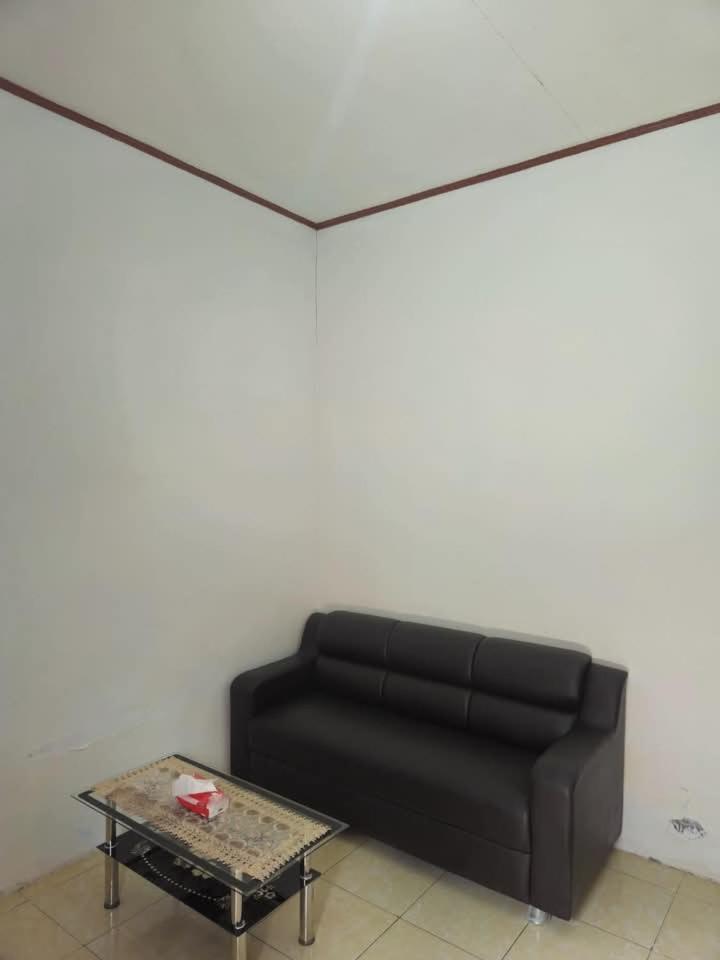 Baronda Guest House Sorong Buitenkant foto